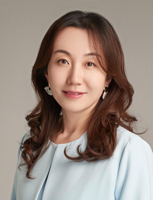 云峰基金李颖量产了吗/云峰基金创始人李颖生日-第3张图片 云峰基金李颖量产了吗/云峰基金创始人李颖生日-第3张图片